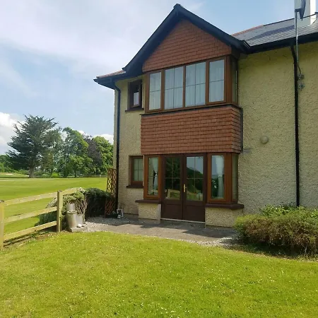 On Grounds Of Ballykisteen Golf 別荘 ティペラリー