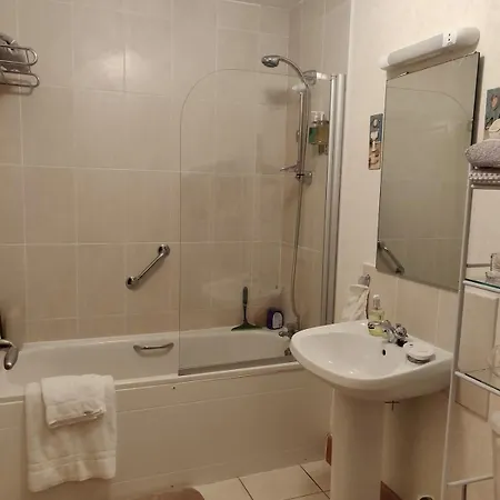 On Grounds Of Ballykisteen Golf בית נופש