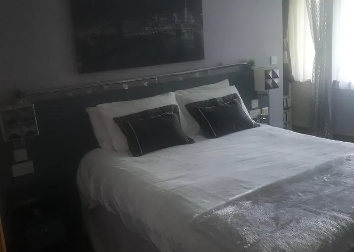 On Grounds Of Ballykisteen Golf Holiday home *